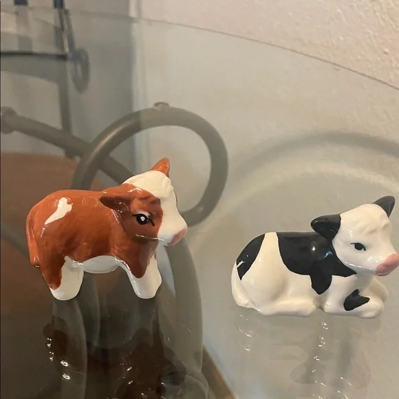 Cow Figurines Set - Picture 1 of 9